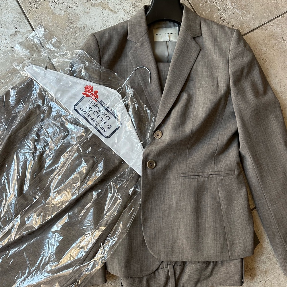 Banana Republic taupe/greige Suit
